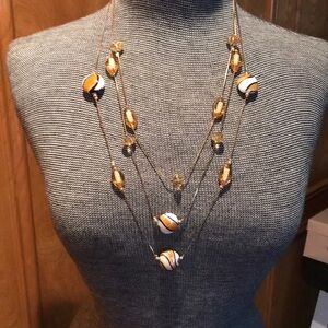 Women’ 3 Strand Bead Necklace